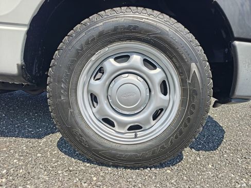 Used 2014 Ford F150 XL w/ Trailer Tow Package RWD image 13