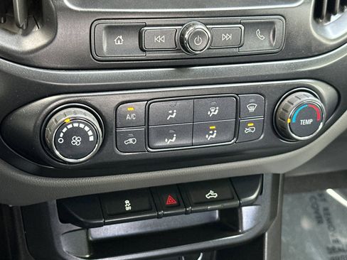 Used 2020 Chevrolet Colorado W/T w/ WT Convenience Package RWD image 19