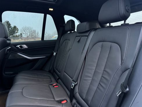 Used 2019 BMW X5 xDrive40i w/ Premium Package 2 image 8