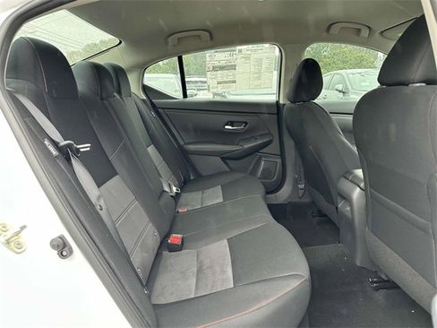 New 2025 Nissan Sentra SR w/ Trunk Package image 11