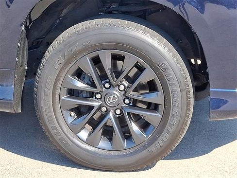 Used 2022 Lexus GX 460 Premium image 8