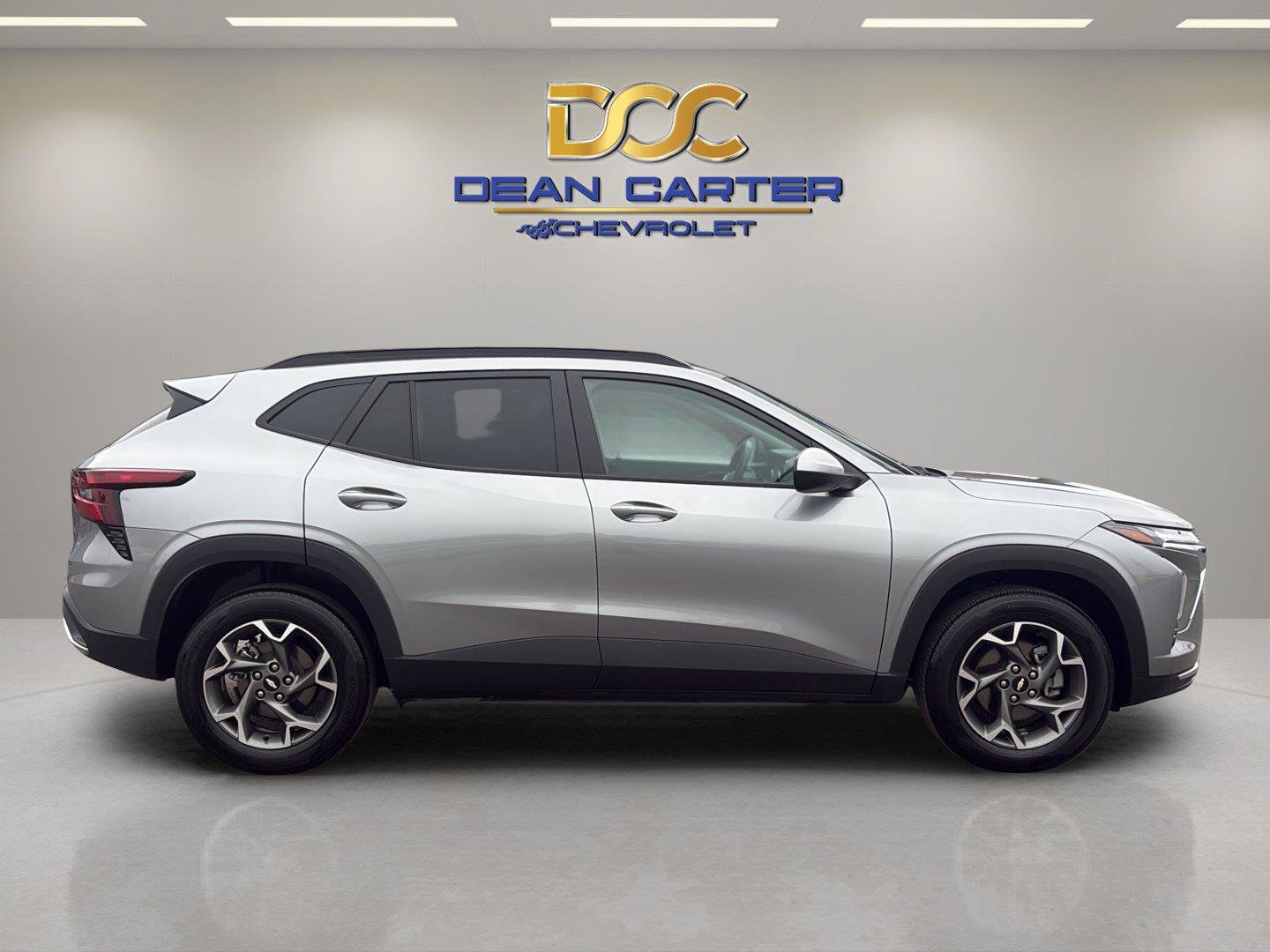 Certified 2025 Chevrolet Trax LT w/ LT Convenience Package FWD image 6