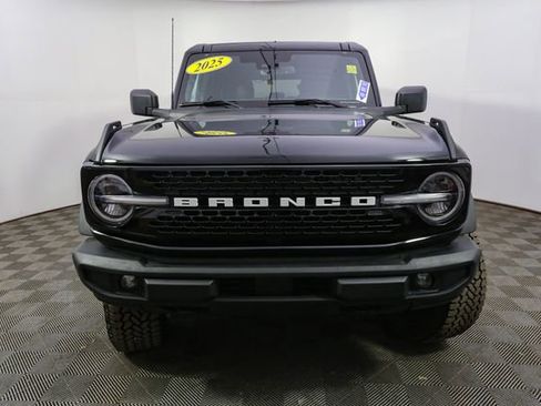 Used 2025 Ford Bronco Outer Banks w/ Sasquatch Package image 4