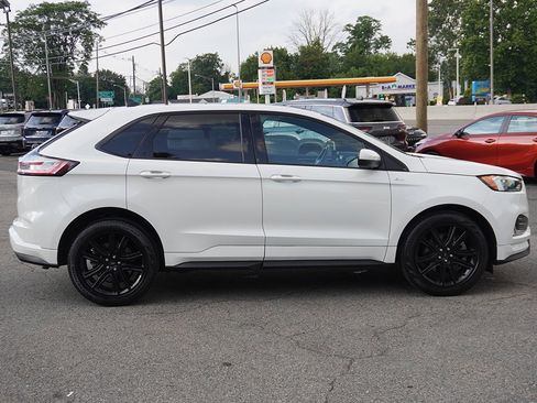 Used 2022 Ford Edge ST-Line image 19