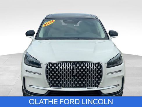Certified 2024 Lincoln Corsair AWD w/ Equipment Group 101A image 12