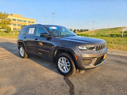 Used 2024 Jeep Grand Cherokee Laredo X