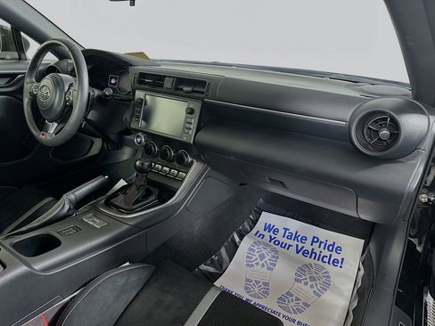 Used 2023 Toyota GR86 Premium image 27