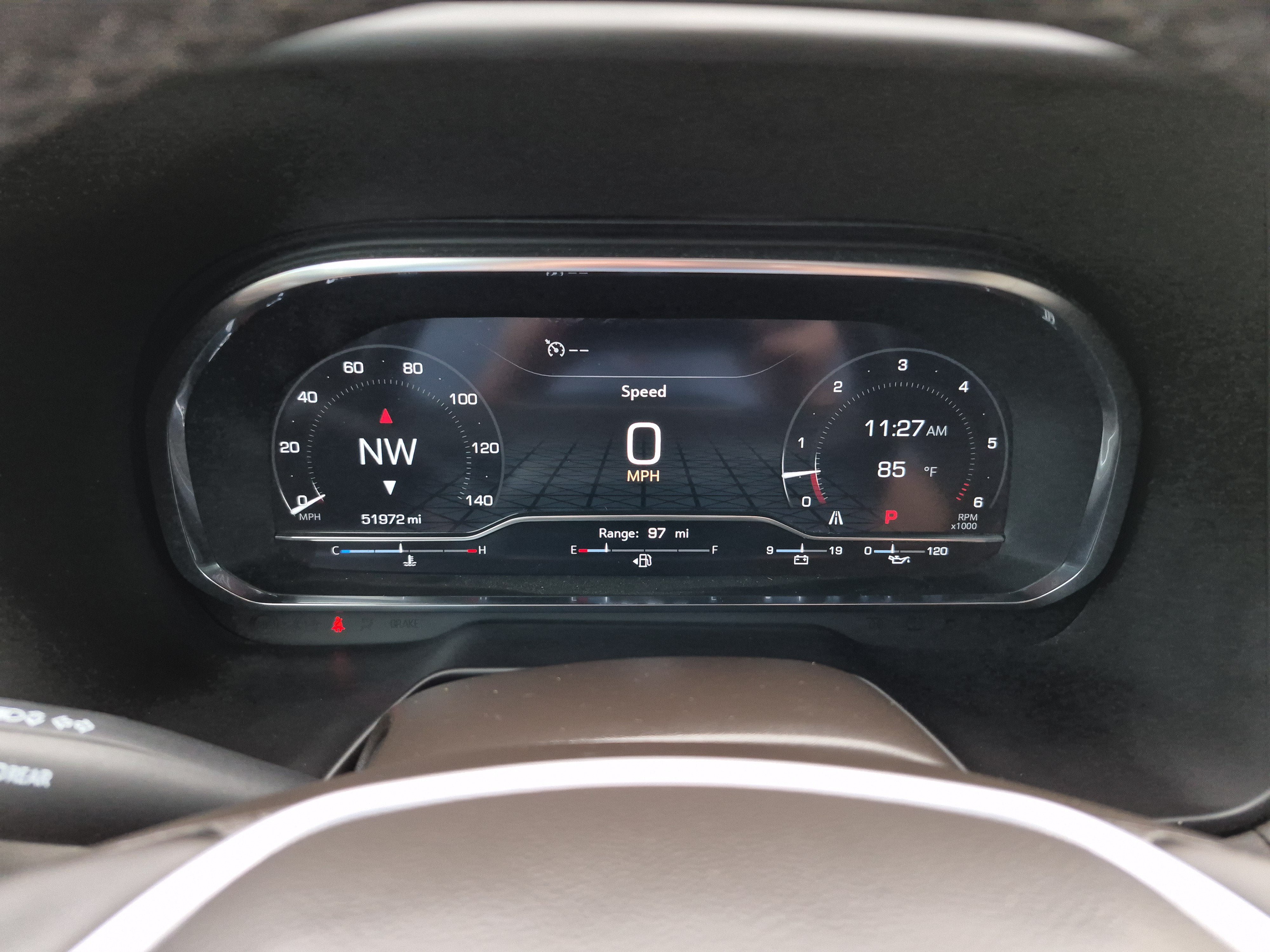 Used 2024 GMC Yukon SLT RWD image 25