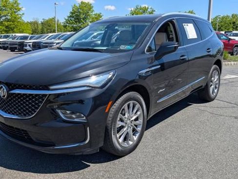 Used 2023 Buick Enclave Avenir w/ Avenir Technology Package AWD/4WD image 6