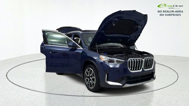 Used 2026 BMW X1 xDrive28i AWD/4WD image 13