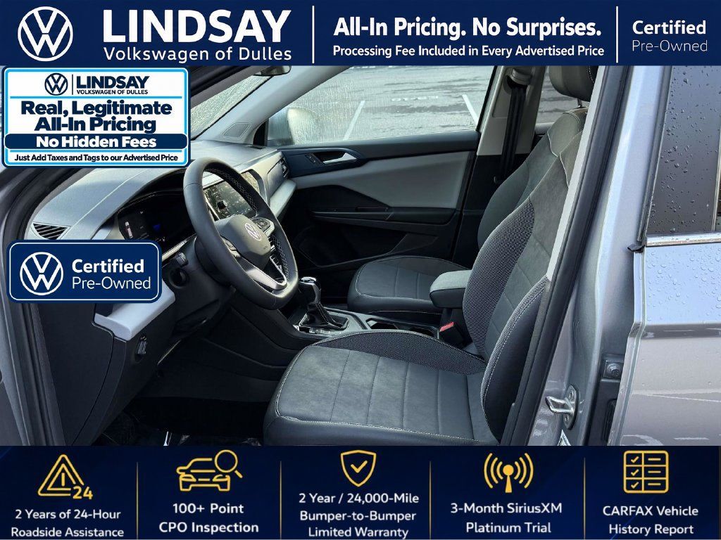 Used 2023 Volkswagen Taos SE w/ Panoramic Sunroof Package FWD image 12