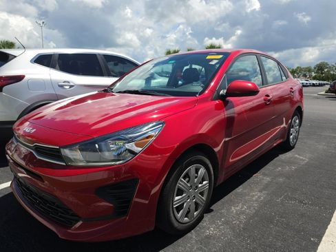 Used 2023 Kia Rio S FWD image 4