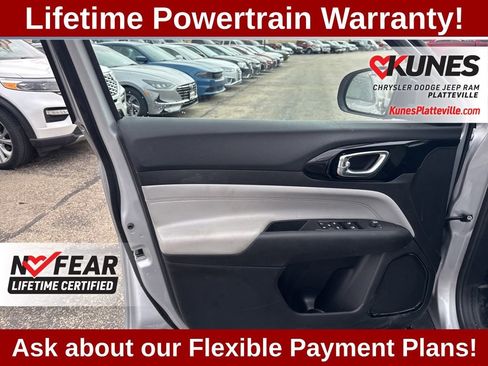 Used 2024 Jeep Compass Limited AWD/4WD image 12