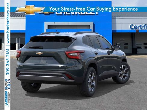 New 2025 Chevrolet Trax LT w/ LT Convenience Package image 4