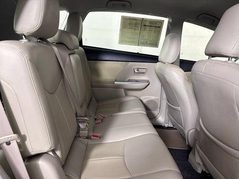 Used 2013 Toyota Prius V Two FWD image 21