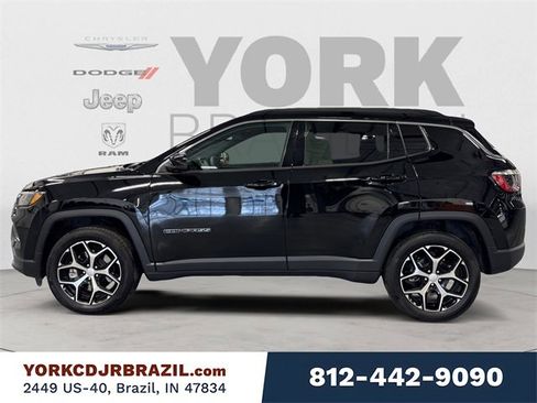 Used 2024 Jeep Compass Limited image 2