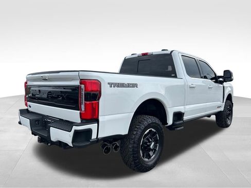 Used 2025 Ford F350 Platinum w/ Tremor Off-Road Package image 19