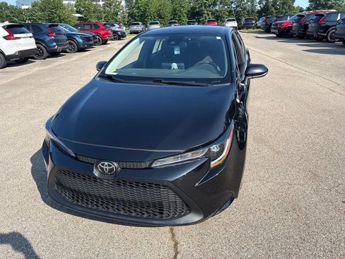 Used 2021 Toyota Corolla LE FWD image 11