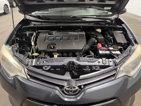 Used 2015 Toyota Corolla L image 9