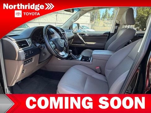 Used 2021 Lexus GX 460 Premium w/ Premium Package AWD/4WD image 5
