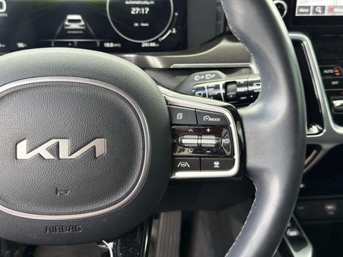 Used 2023 Kia Sorento SX AWD/4WD image 24