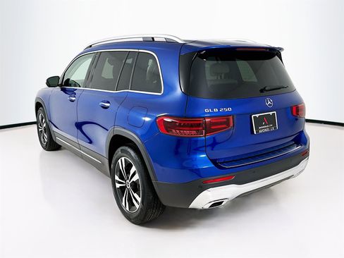 New 2026 Mercedes-Benz GLB 250 GLB 250 image 6