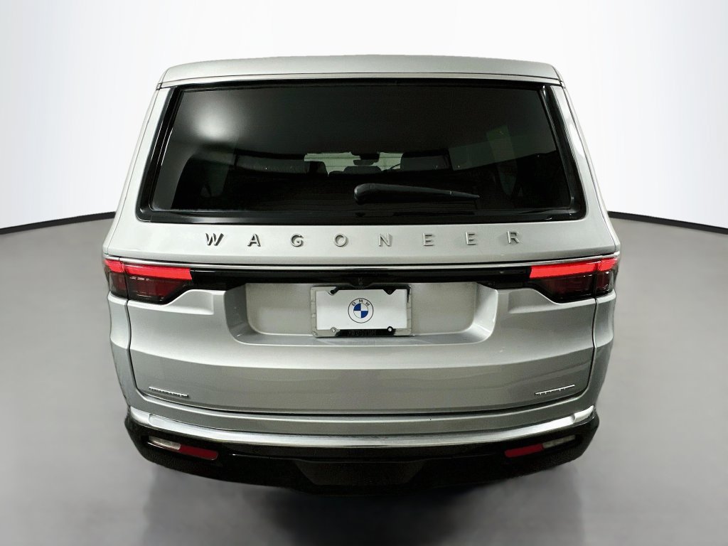 Used 2023 Jeep Wagoneer Series II w/ Premium Group I AWD/4WD image 6