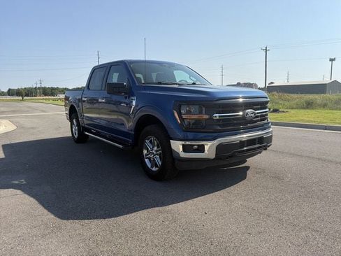 Used 2025 Ford F150 XLT w/ Equipment Group 301A Standard AWD/4WD image 10