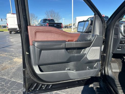 Used 2023 Ford F150 Lariat w/ Equipment Group 502A High image 31