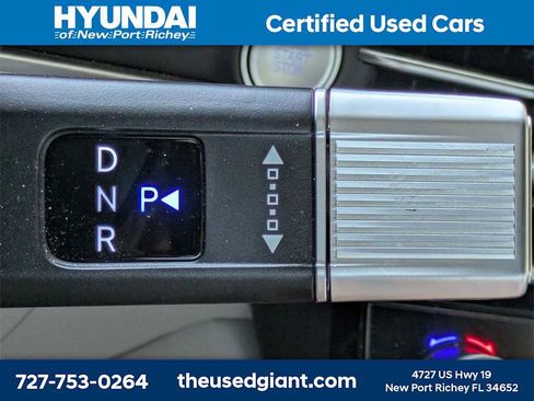 Used 2025 Hyundai Tucson Limited image 38