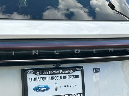 Used 2026 Lincoln Nautilus Premier image 26