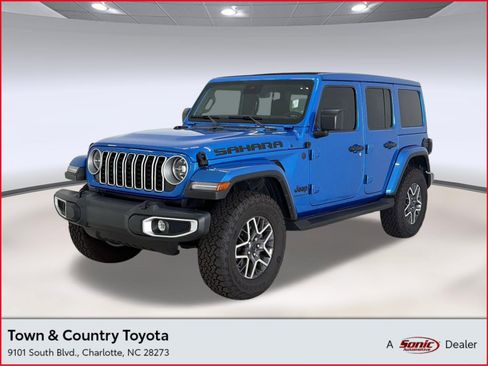 Used 2025 Jeep Wrangler Unlimited Sahara w/ Safety Group AWD/4WD image 1