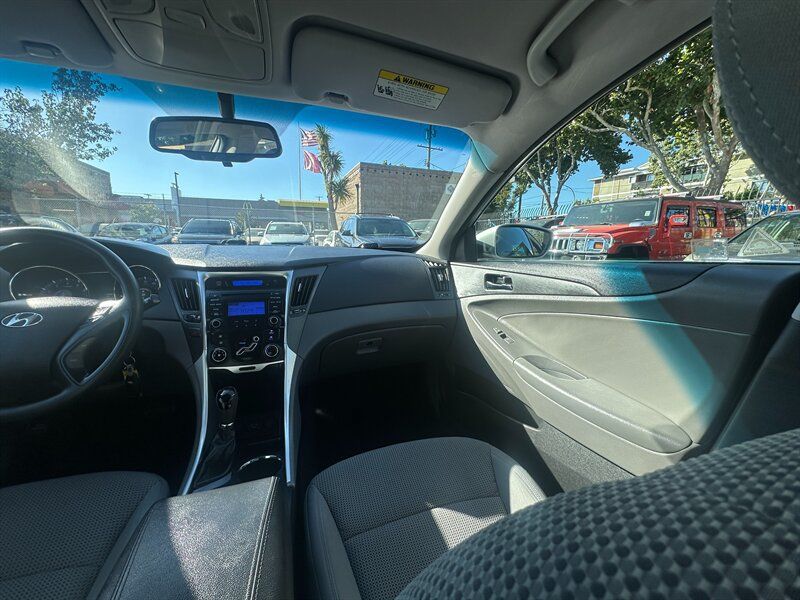 Used 2013 Hyundai Sonata GLS w/ Popular Equipment Pkg FWD image 14