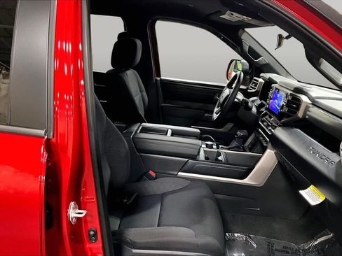 Used 2026 Toyota Tundra SR5 w/ TRD Off-Road Package AWD/4WD image 9