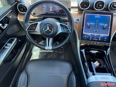 Used 2023 Mercedes-Benz C 300 4MATIC Sedan image 15