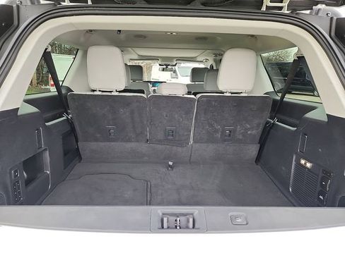 Certified 2025 Ford Expedition Max Active image 17