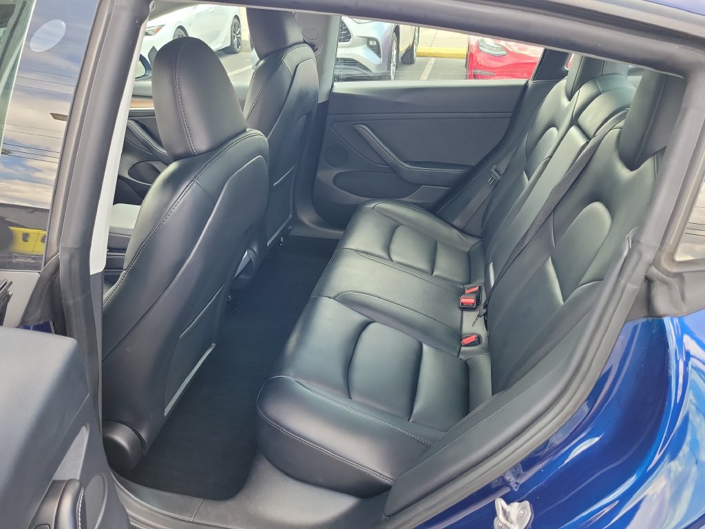 Used 2023 Tesla Model 3 Standard Range RWD image 10