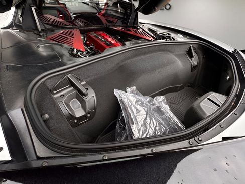 Used 2023 Chevrolet Corvette Stingray Coupe image 27