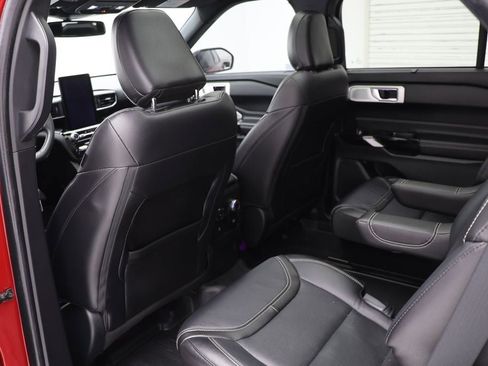 Used 2022 Ford Explorer ST w/ Equipment Group 401A image 12