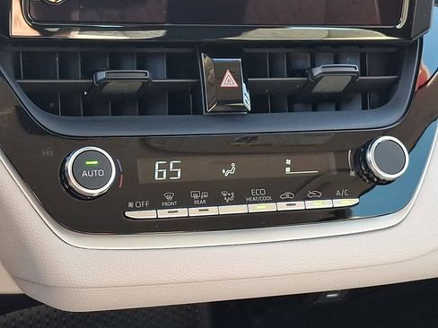 Certified 2026 Toyota Corolla LE image 15