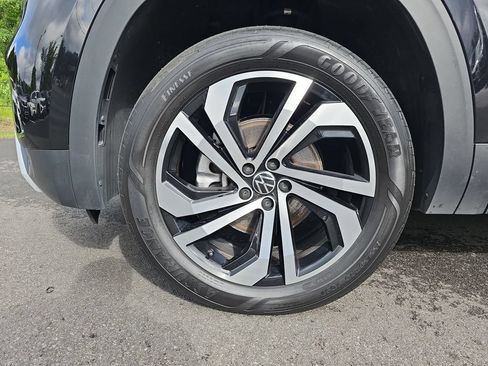 Used 2023 Volkswagen Atlas SEL AWD/4WD image 24