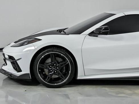 Used 2020 Chevrolet Corvette Stingray Preferred Cpe w/ 2LT Preferred Equipment Group image 7