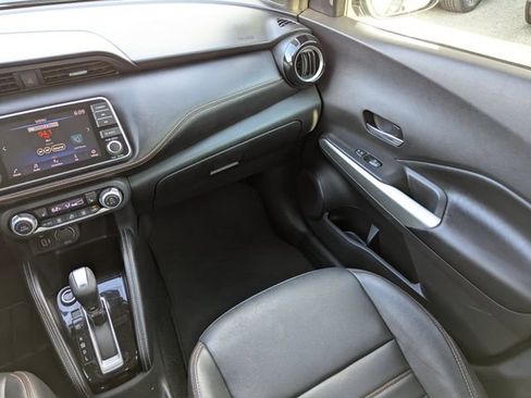 Used 2020 Nissan Kicks SR w/ SR Premium Package image 14