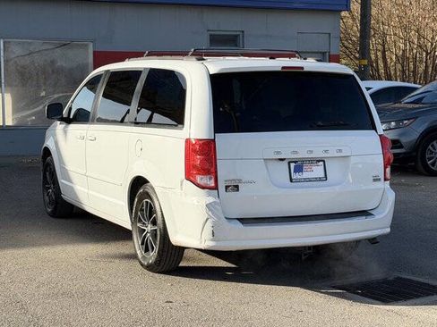 Used 2017 Dodge Grand Caravan GT image 7