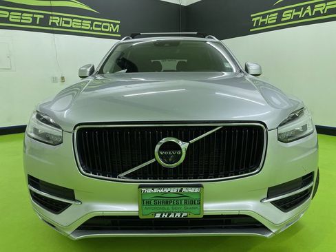 Used 2018 Volvo XC90 T6 Momentum w/ Convenience Package AWD/4WD image 3