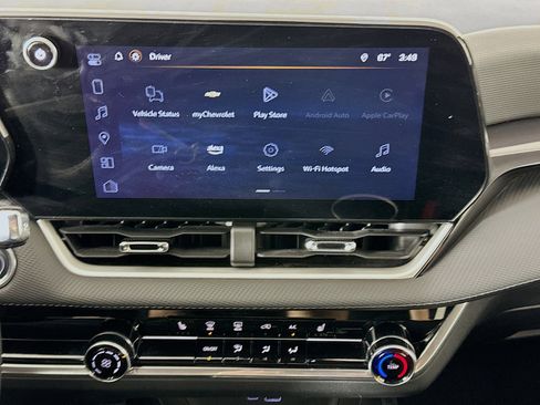 Used 2025 Chevrolet Equinox LT image 24