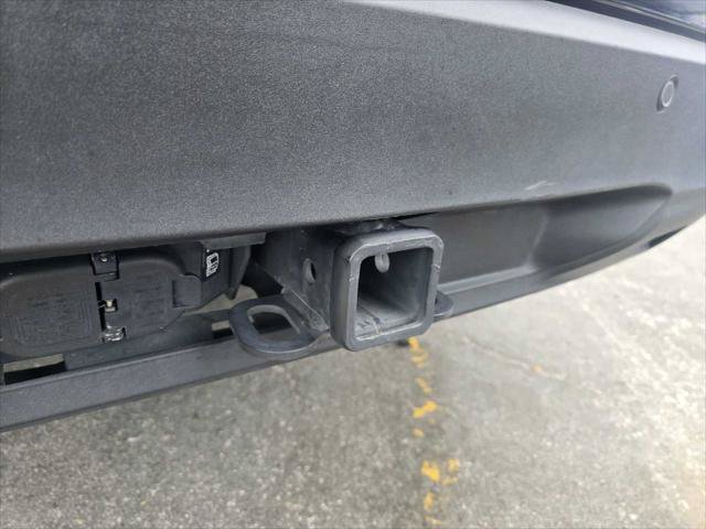 Used 2025 Ford Explorer Active RWD image 15