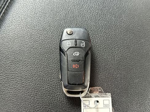 Used 2021 Ford Transit Connect XL image 20