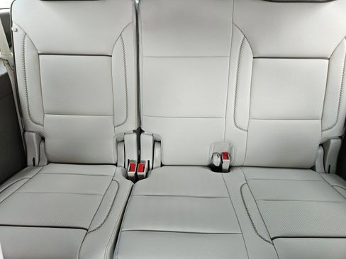New 2026 GMC Yukon XL Denali RWD image 28