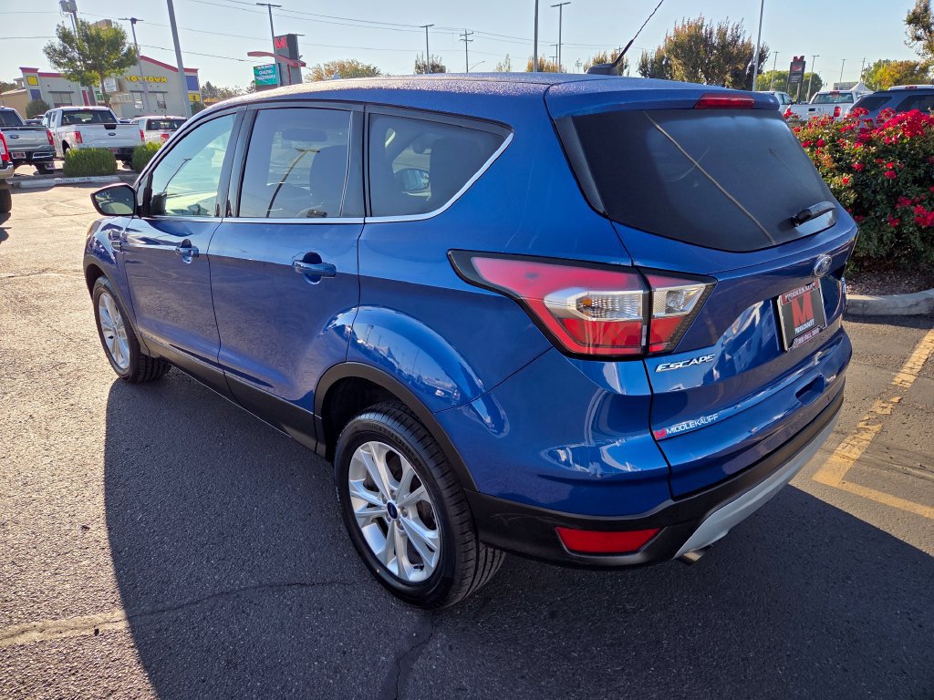 Used 2017 Ford Escape SE AWD/4WD image 5